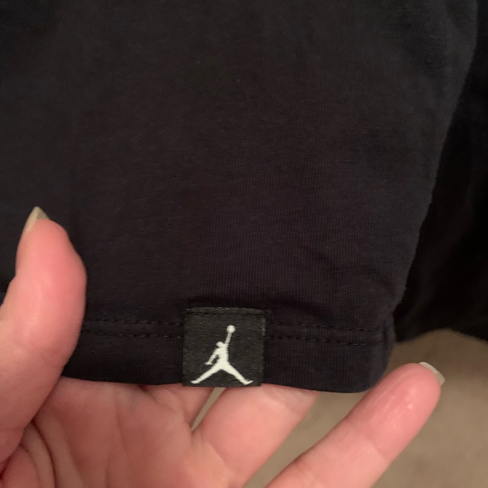 Jordan Tee - Picture 4 of 5